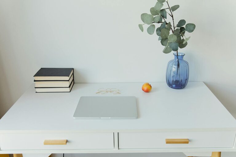 How to Refresh Your Workspace in Ten Minutes